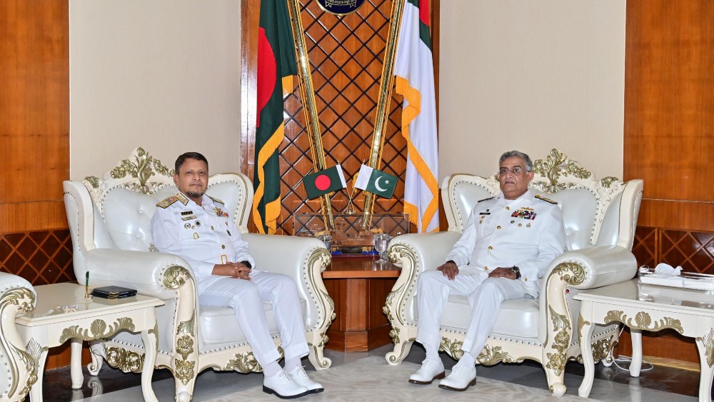 Pakistan, Bangladesh reaffirm commitment to peace in Indian Ocean